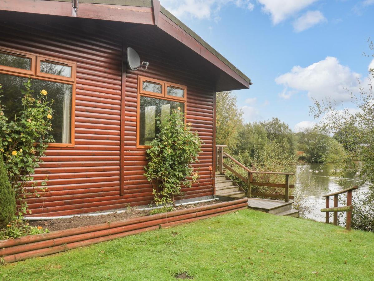 Winkleigh Braeburn Lodge المظهر الخارجي الصورة